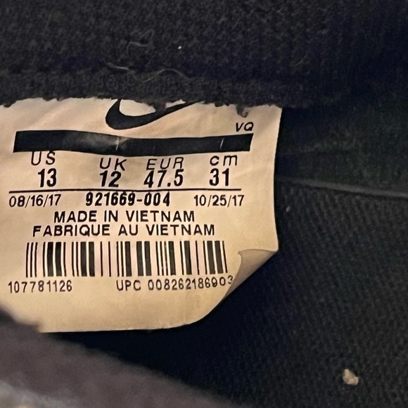 Nike sneakers 13 low profile! Black and white #sale lowest price - Picture 4 of 4